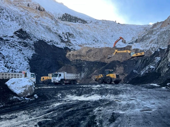 f62c4ad225d74d18bbb5bc5fe4a0ca5a